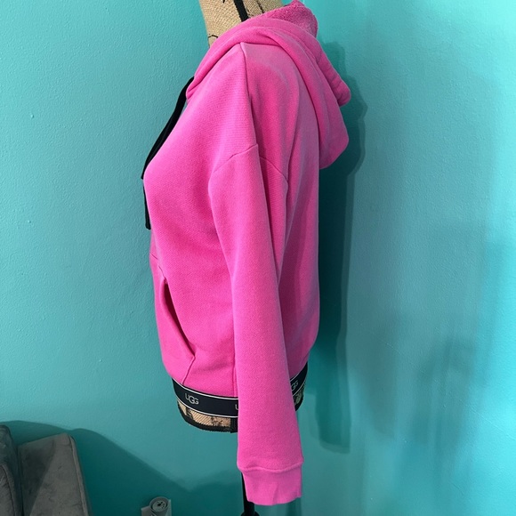 UGG Long Sleeve Drawstring Hoodie - Picture 3 of 10